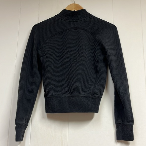 Lululemon On Repeat Bomber Jacket - Picture 8 of 10